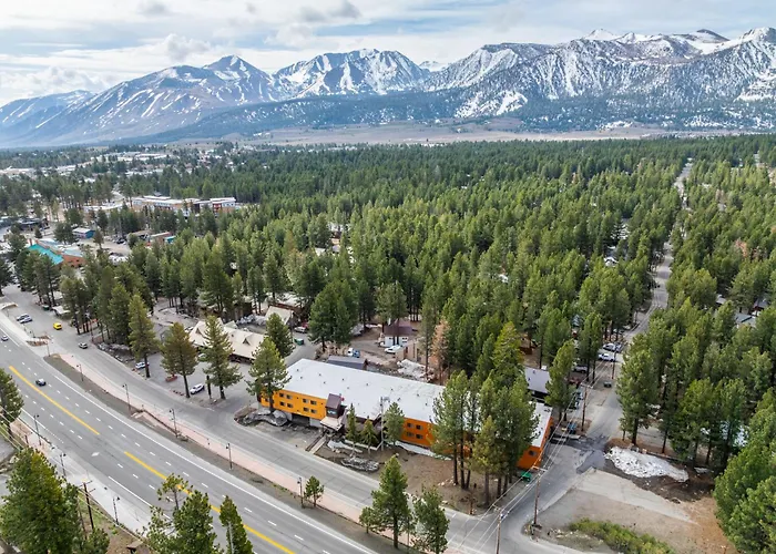 Quality Inn Near Mammoth Mountain Ski Resort