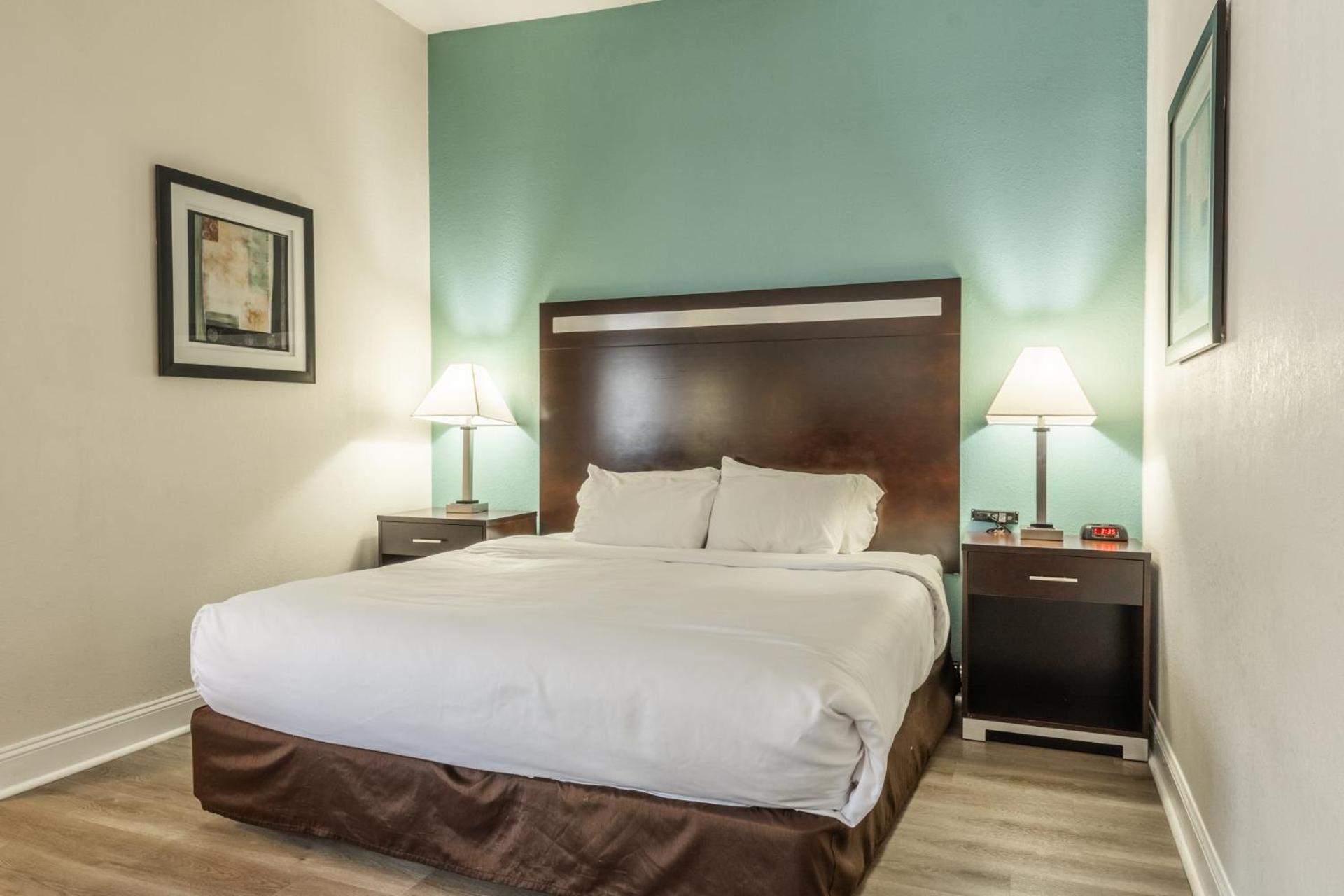 Quality Near Mammoth Mountain Inn 2*